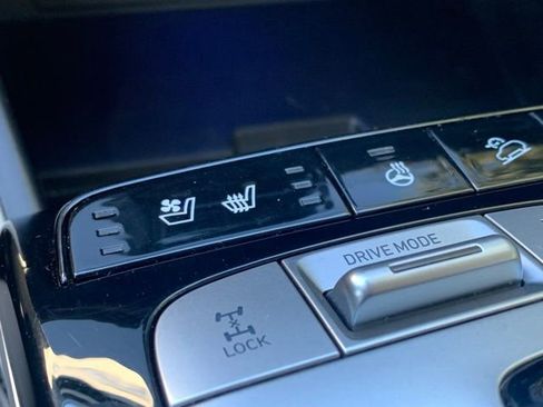 Used 2024 Hyundai Tucson Limited image 25