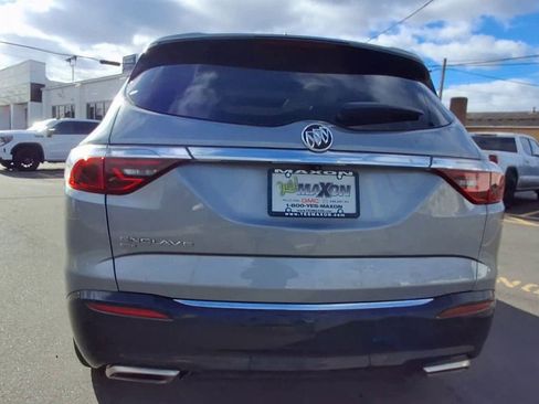 Used 2023 Buick Enclave Essence w/ Experience Buick Package image 3