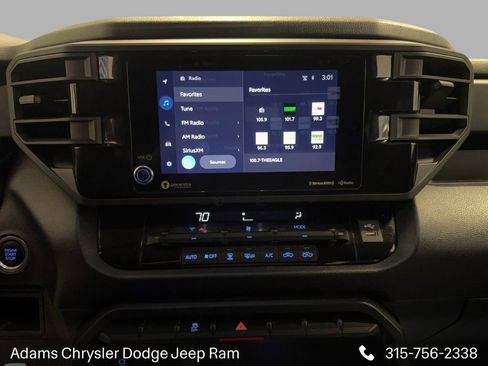 Used 2022 Toyota Tundra SR w/ SR Tow Package image 15