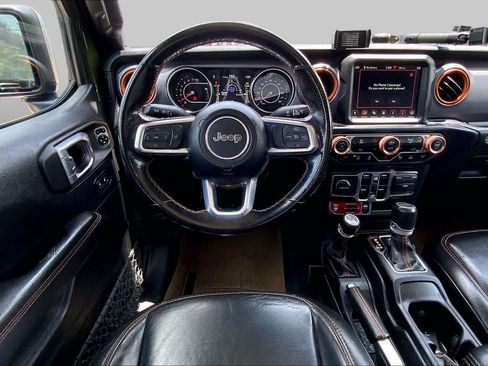 Used 2021 Jeep Gladiator Mojave AWD/4WD image 6