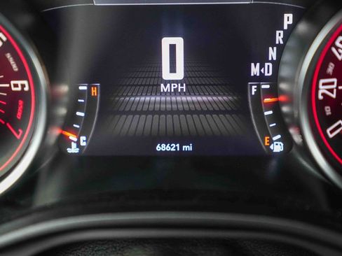 Used 2022 Dodge Challenger GT image 27