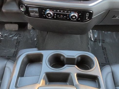 Used 2025 GMC Sierra 1500 SLT RWD image 19