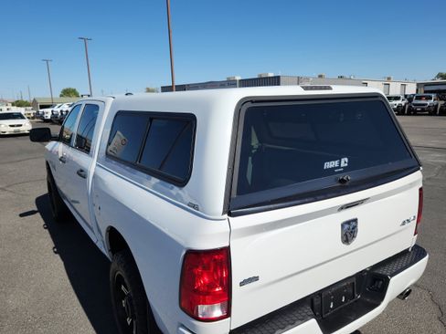 Used 2017 RAM 1500 Express AWD/4WD image 26