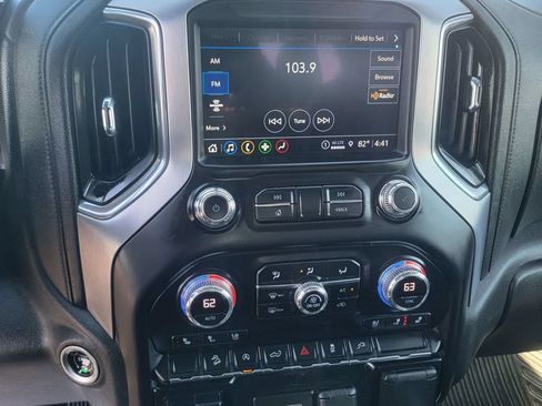 Used 2021 GMC Sierra 1500 SLT w/ SLT Premium Package AWD/4WD image 17