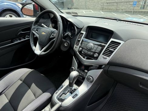 Used 2014 Chevrolet Cruze LT w/ RS Package FWD image 21