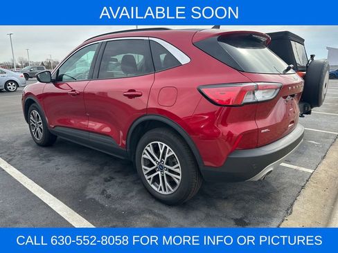 Used 2021 Ford Escape SEL image 2