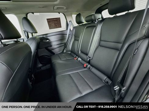 Certified 2025 Nissan Rogue SL w/ Tech Package AWD/4WD image 25