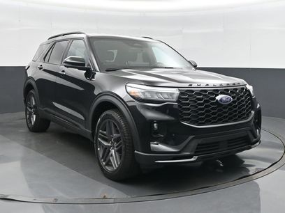 Used 2025 Ford Explorer ST-Line w/ ST-Line Street Pack