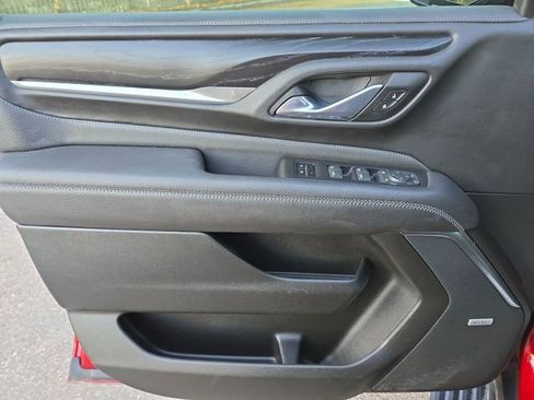 Used 2021 GMC Yukon XL Denali w/ Denali Premium Package image 15