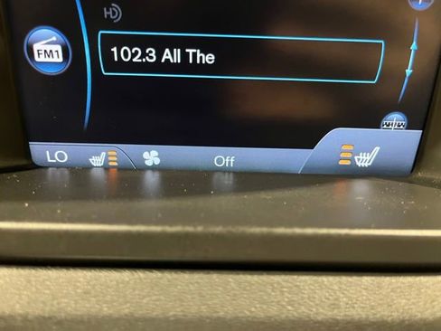 Used 2014 Volvo XC70 T6 image 34