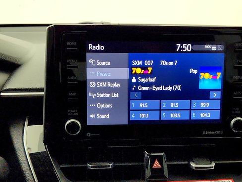 Used 2022 Toyota Corolla Cross XLE w/ Convenience Package FWD image 18