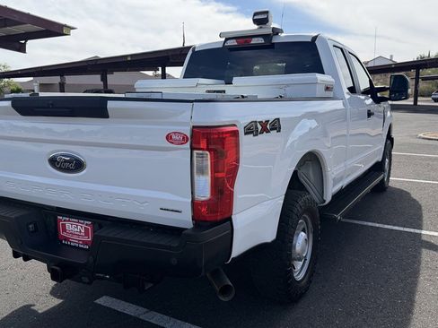 Used 2019 Ford F250 XL w/ Power Equipment Group image 5