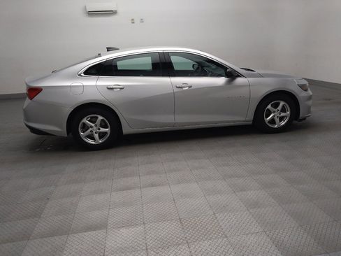 Used 2018 Chevrolet Malibu LS FWD image 10