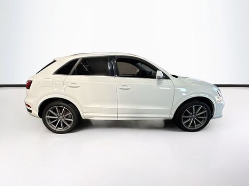 Used 2018 Audi Q3 2.0T Premium Plus w/ Premium Plus Package AWD/4WD image 5