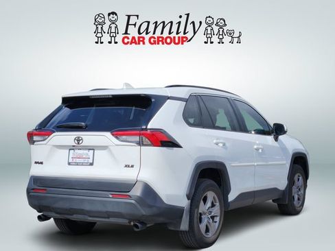 Certified 2025 Toyota RAV4 XLE w/ Convenience Package FWD image 4