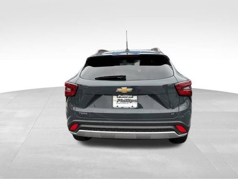 Certified 2026 Chevrolet Trax LT w/ LT Convenience Package image 13