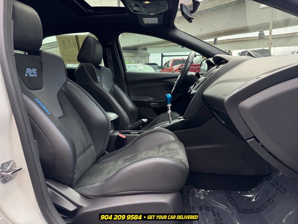 Used 2017 Ford Focus RS AWD/4WD image 41