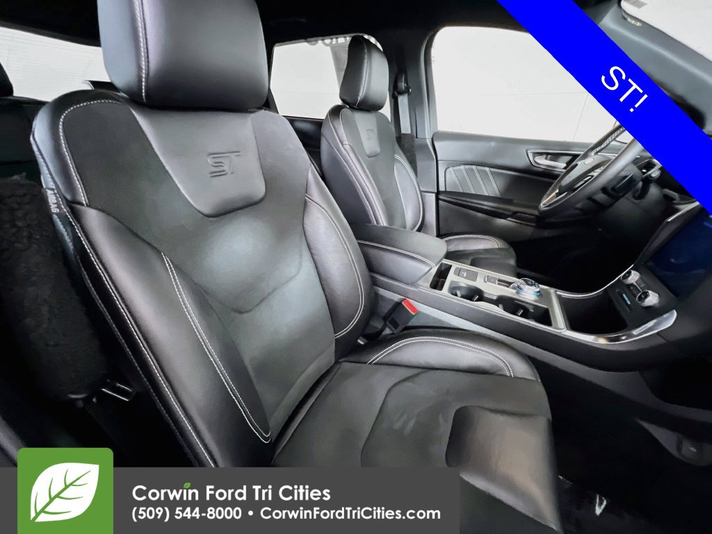 Used 2022 Ford Edge ST AWD/4WD image 16