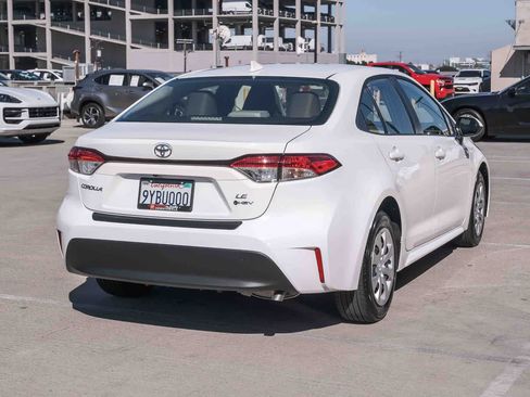 Certified 2026 Toyota Corolla LE w/ Carpet Mat Package (TMS) FWD image 4