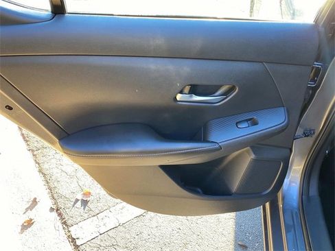 Used 2021 Nissan Sentra SV image 8