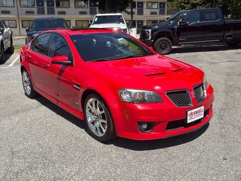 Used 2009 Pontiac G8 GXP RWD image 2