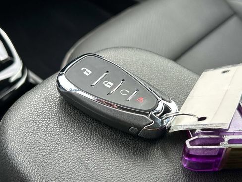 Used 2025 Chevrolet Trax ACTIV w/ Driver Confidence Package image 27