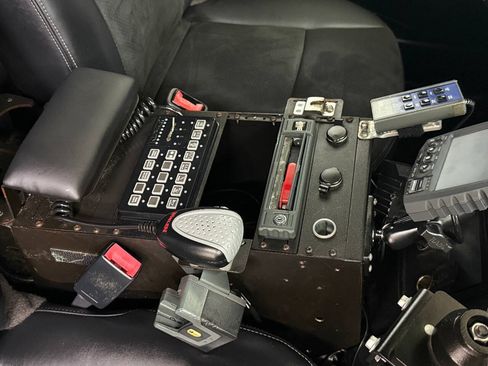 Used 2017 Ford Explorer 4WD Police Interceptor image 45