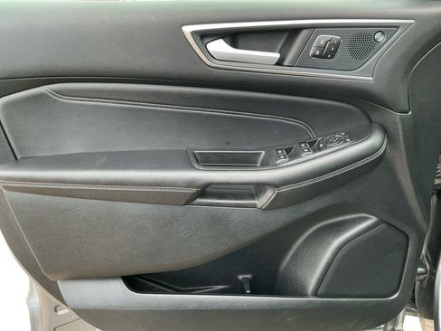 Used 2024 Ford Edge Titanium image 21