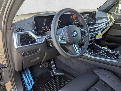New 2026 BMW X7 M60i image 3