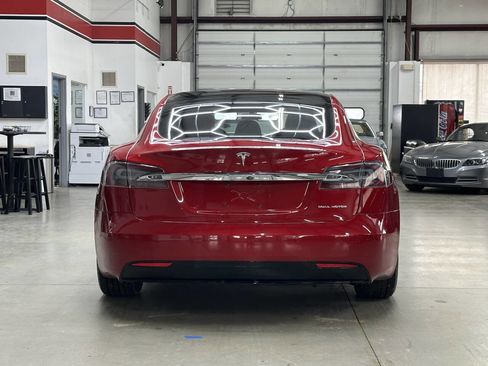 Used 2020 Tesla Model S AWD image 3