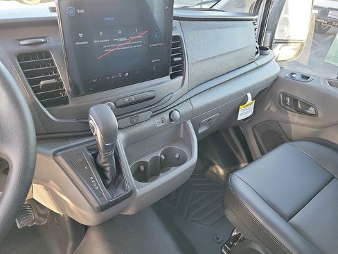 New 2026 Ford Transit 250 148 Medium Roof RWD image 20