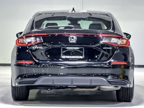 Used 2024 Honda Civic Sport image 9