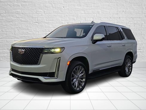 Used 2023 Cadillac Escalade Premium Luxury image 3