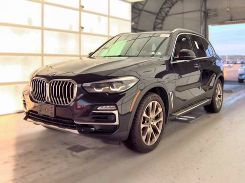 Used 2021 BMW X5 xDrive40i w/ Premium Package AWD/4WD image 2