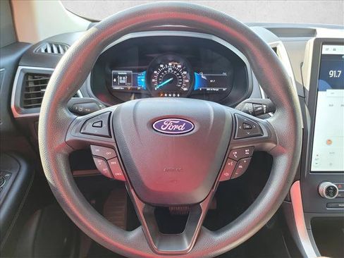 Used 2023 Ford Edge SE AWD/4WD image 16