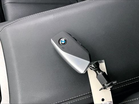 Used 2025 BMW X3 xDrive30i AWD/4WD image 13