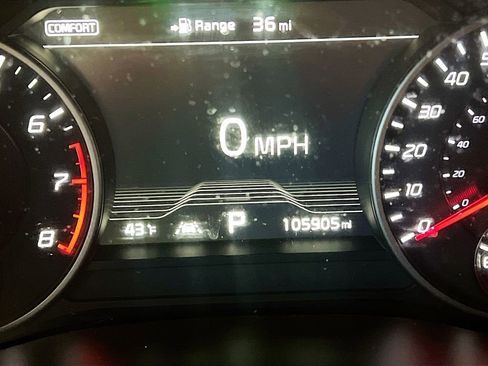 Used 2021 Kia Stinger GT2 image 10