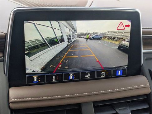 Certified 2021 Chevrolet Suburban High Country image 21