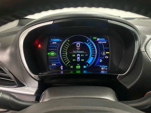 Used 2018 Chevrolet Volt Premier w/ Driver Confidence Package image 22