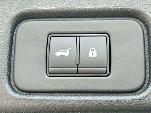 New 2026 Nissan Pathfinder Platinum w/ Lighting Package AWD/4WD image 14