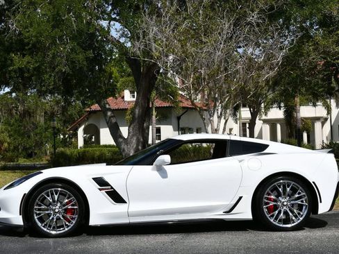 Used 2017 Chevrolet Corvette Grand Sport RWD image 24