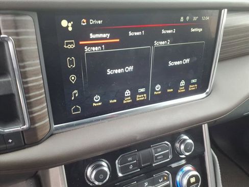 Used 2024 GMC Yukon XL Denali w/ Advanced Technology Package image 30