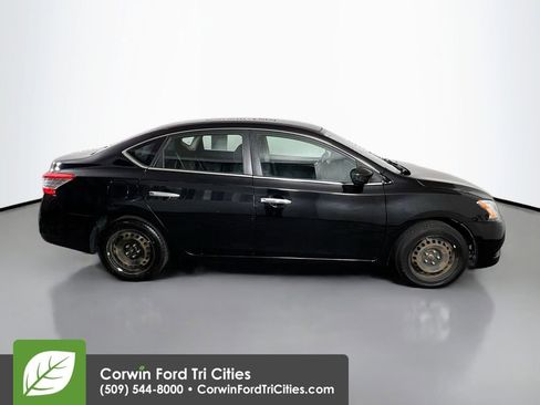 Used 2013 Nissan Sentra S image 17