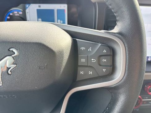 Used 2023 Ford Bronco Wildtrak image 8