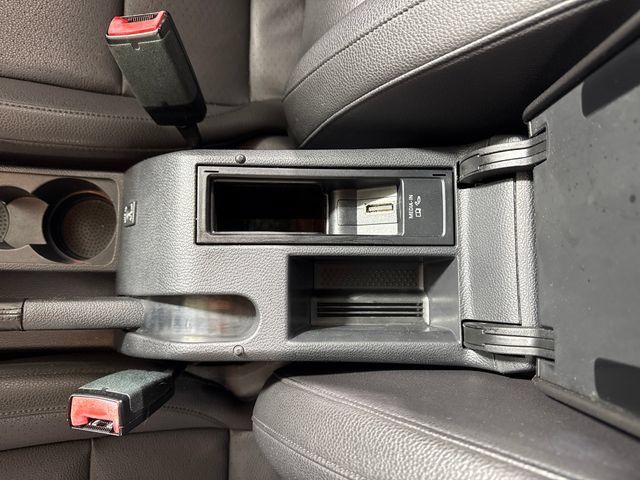 Used 2014 Volkswagen Jetta SE FWD image 38