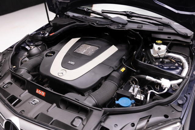 Used 2011 Mercedes-Benz C 300 4MATIC Sedan image 37