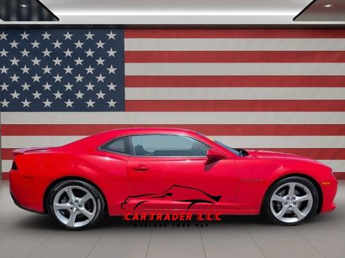 Used 2015 Chevrolet Camaro SS w/ RS Package RWD image 7
