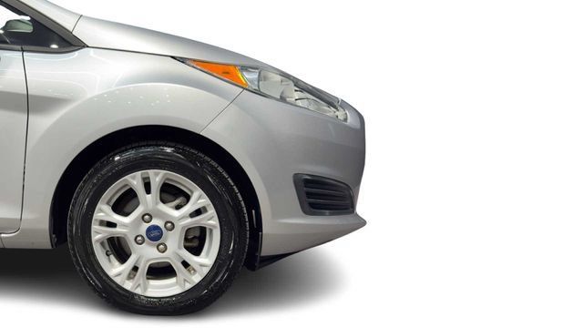 Used 2015 Ford Fiesta SE FWD image 8