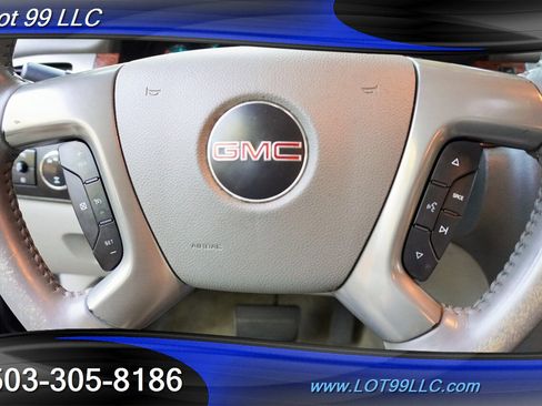Used 2008 GMC Sierra 2500 SLT w/ Z71 Off-Road Package AWD/4WD image 23