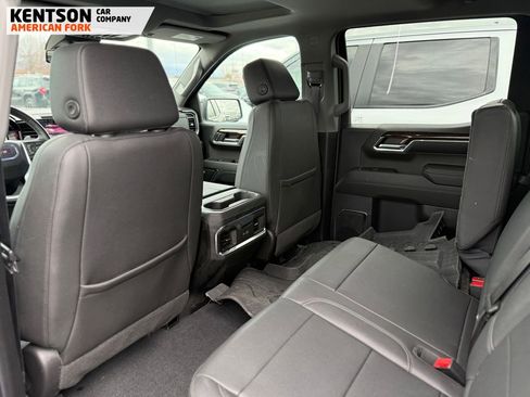 Used 2024 GMC Sierra 1500 Elevation w/ Elevation Premium Package image 4